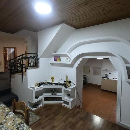 Tirana Traditional Home Kültér fotó